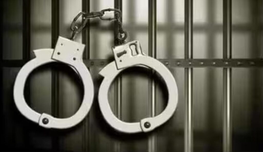 Delhi police arrest Bhubaneswar man over suspected terror links Delhi police arrest Bhubaneswar man over suspected terror links