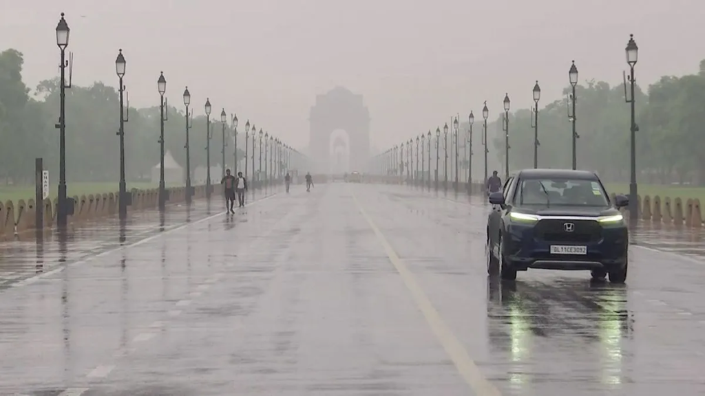 Heavy Rain and Thunderstorms in Delhi-NCR