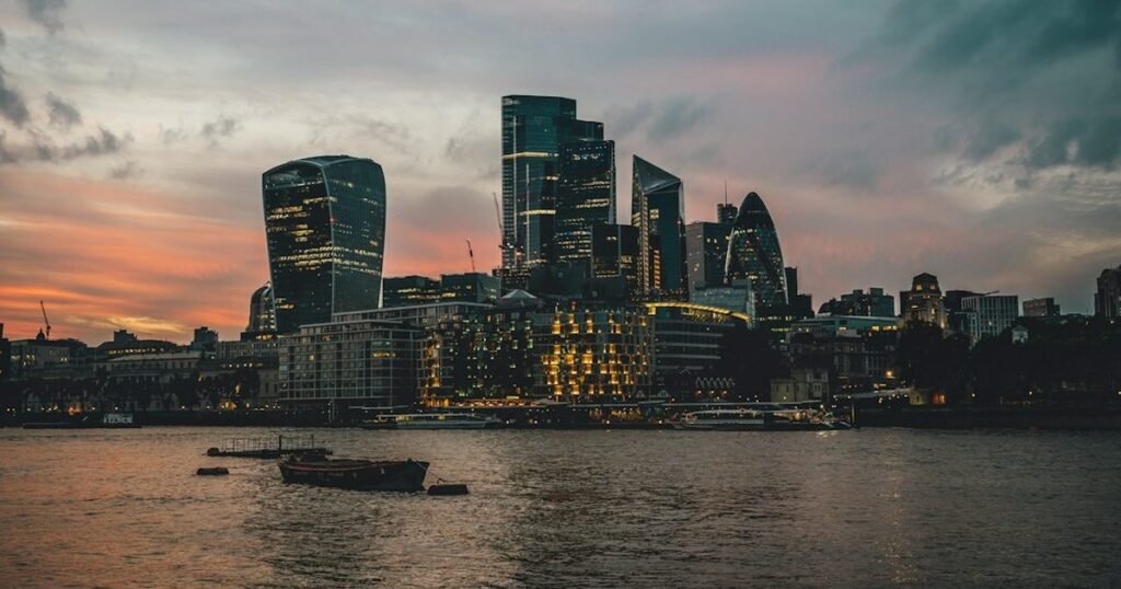 UK Storm Warning Issued As Jet Stream Activates UK Storm Warning Issued As Jet Stream Activates