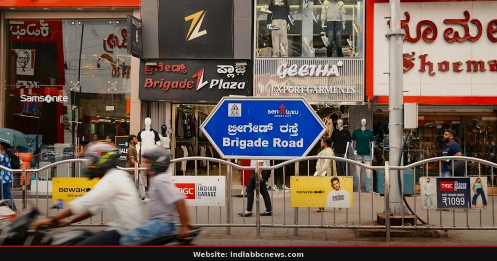 Long Queues Stall Commuters on Old Madras Road Long Queues Stall Commuters on Old Madras Road