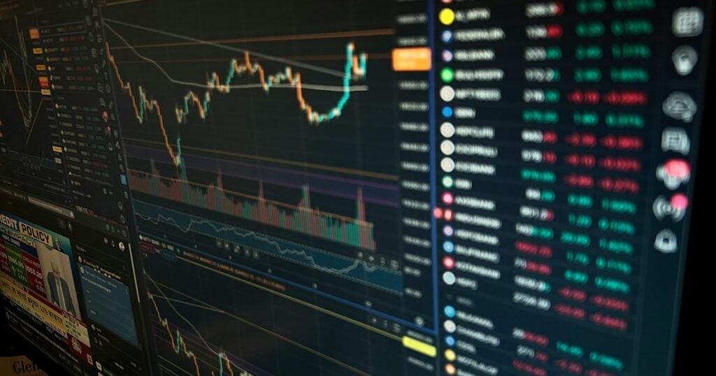 Palantir Shares Retreat After Breaking 52-Week High Palantir Shares Retreat After Breaking 52-Week High