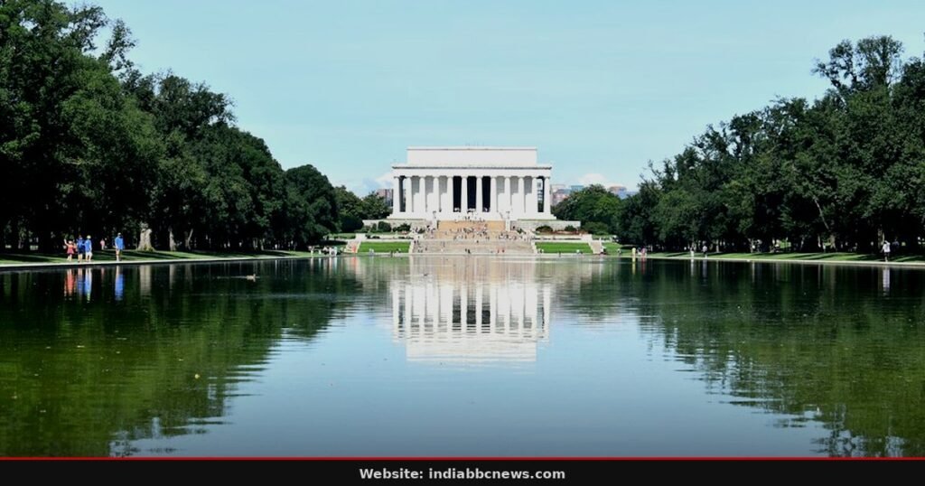 Trump Blames Vandals For Broken Reflecting Pool Trump Blames Vandals For Broken Reflecting Pool