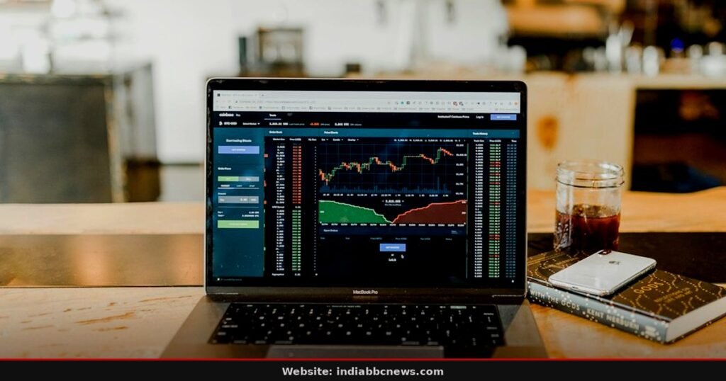 Turkish Insurer Shares Plunge Amid Executive Arrests Turkish Insurer Shares Plunge Amid Executive Arrests