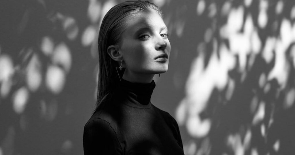 Why Elizabeth Holmes Still Captivates Audiences Why Elizabeth Holmes Still Captivates Audiences
